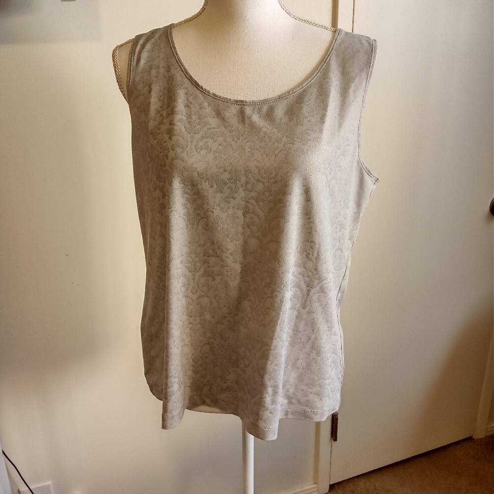 Chico's Women's Sleeveless tank top Size 2 light Gray